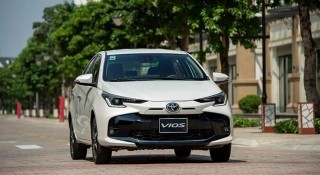 Sedan cỡ B năm 2025: Doanh số sụt giảm, 'ngôi vương' vẫn thuộc về Toyota Vios